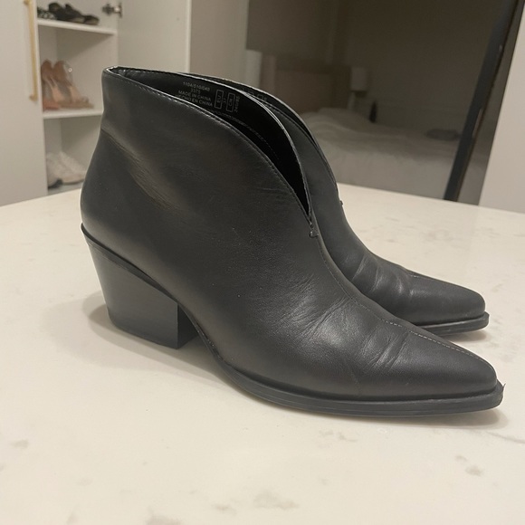 Zara Leather Booties - Picture 3 of 5